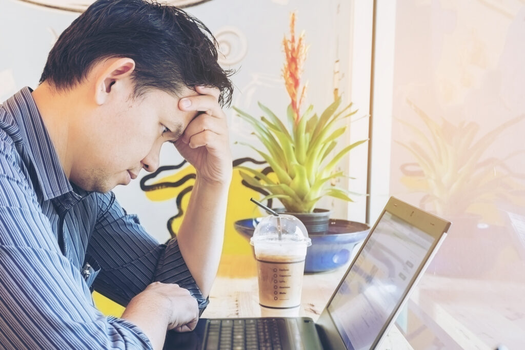 Mất tập trung, suy giảm trí nhớ là một dấu hiệu phổ biến của sức khỏe tinh thần không ổn định